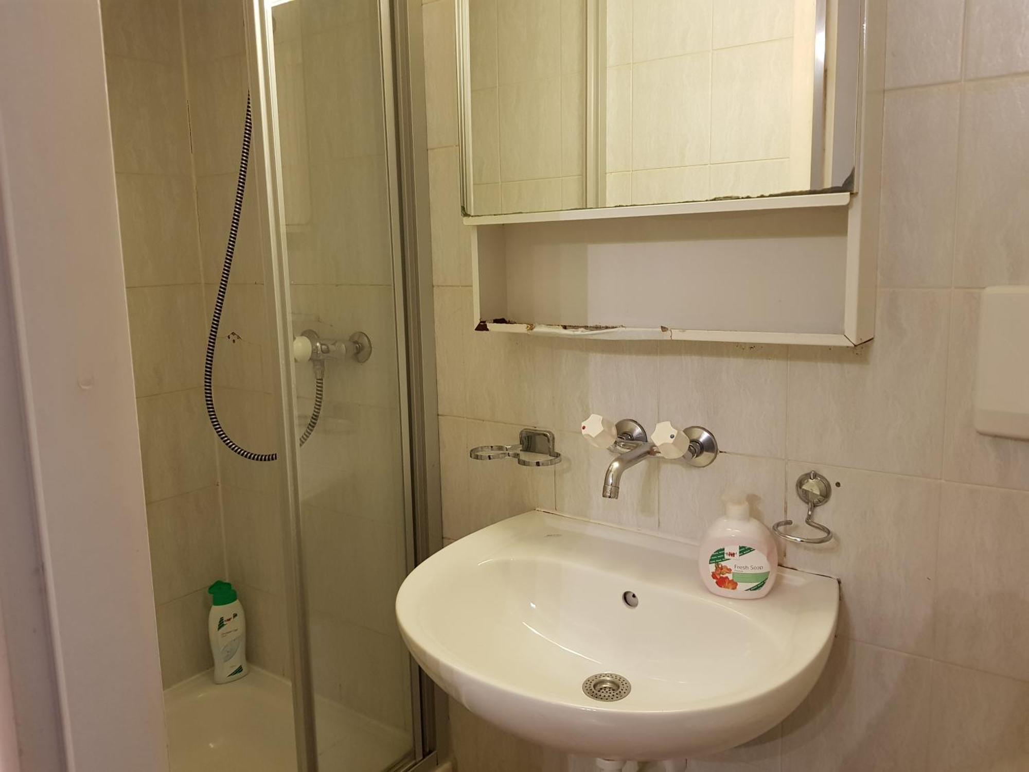 ベルパーク ホステル Krienz 部屋 写真